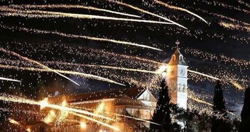 SAKIZ ADASI PASKALYA (ROKET SAVAŞLARI) TURU 3 GÜN 2 GECE