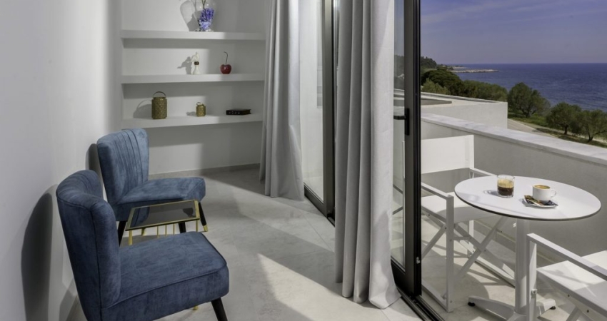 Mythical Coast Hotel