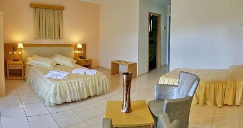 Theofilos Superior Hotel