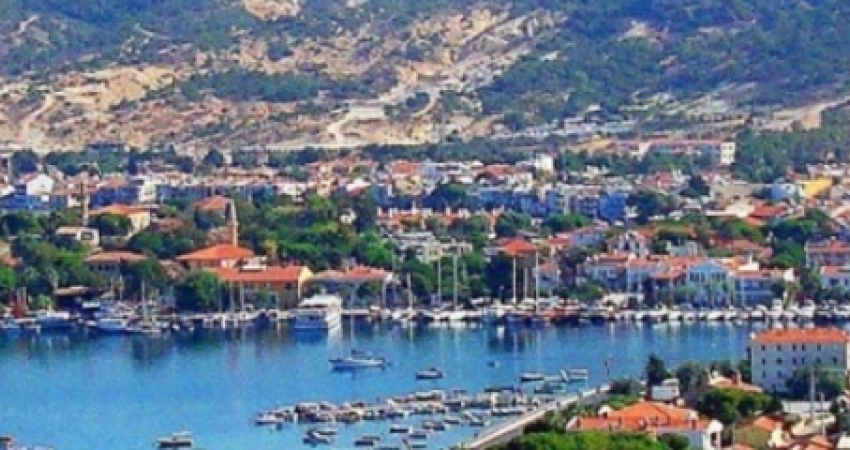 19 MAYIS ÇEŞME & ALAÇATI TURU