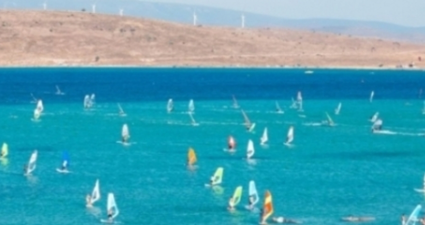 19 MAYIS ÇEŞME & ALAÇATI TURU