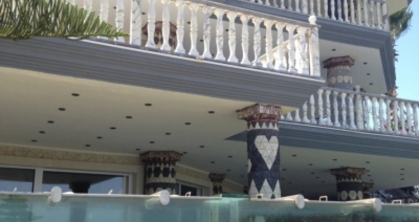 19 MAYIS ÇEŞME & ALAÇATI TURU