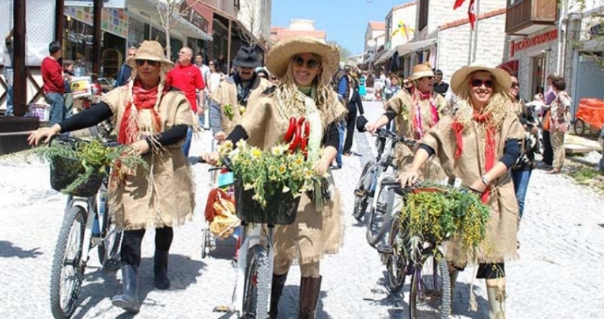 ALAÇATI OT FESTİVALİ