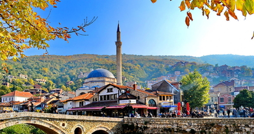 UÇAKLA VİZESİZ KOSOVALI BALKAN TURU 