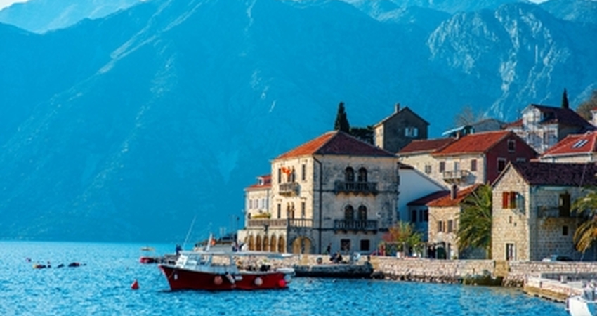 UÇAKLA VİZESİZ KOSOVALI BALKAN TURU 