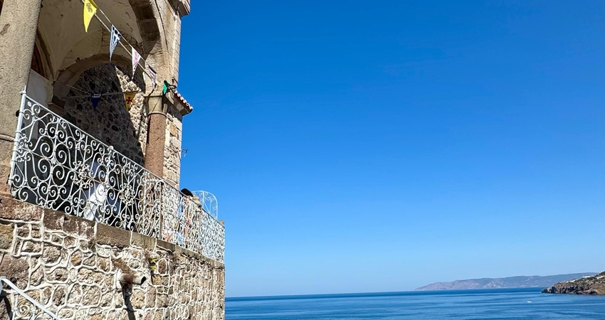 MİDİLLİ ADASI GÜNÜBİRLİK PETRA MOLYVOS MANDAMADOS TURU