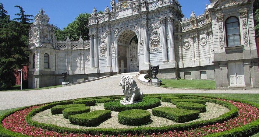 İSTANBUL TURU 2 GÜN 1 GECE