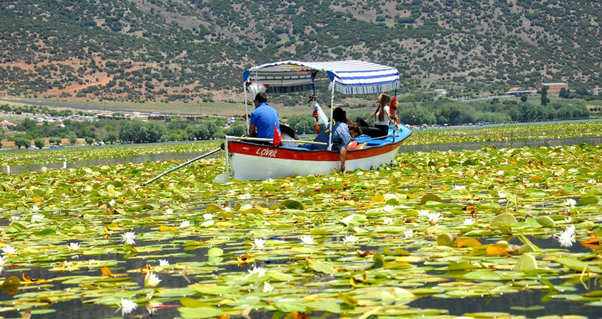 IŞIKLI GÖLÜ - PAMUKKALE TURU