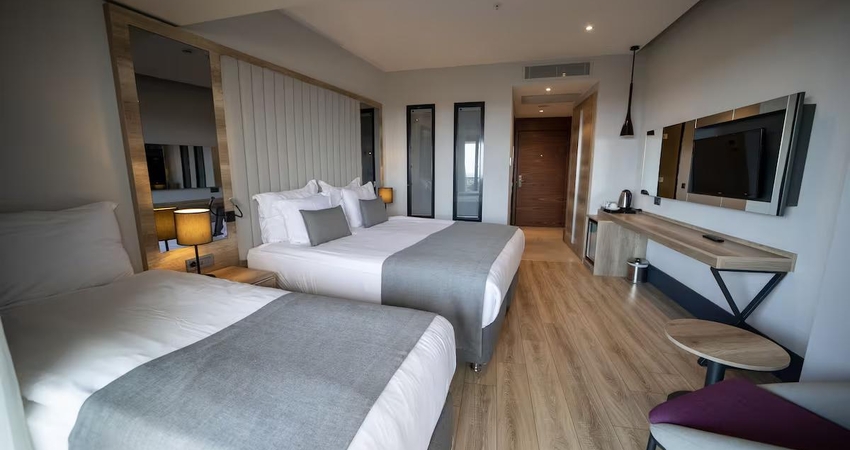 SEVEN FOR LIFE TERMAL OTEL KUŞADASI 