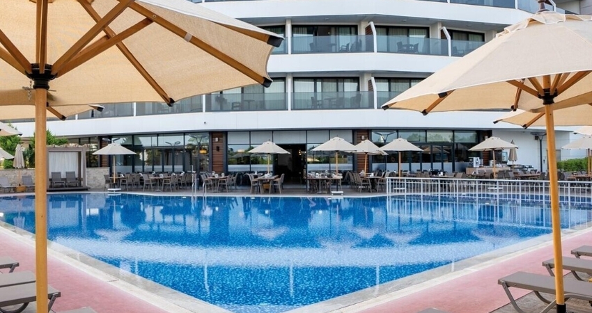 SEVEN FOR LIFE TERMAL OTEL KUŞADASI 