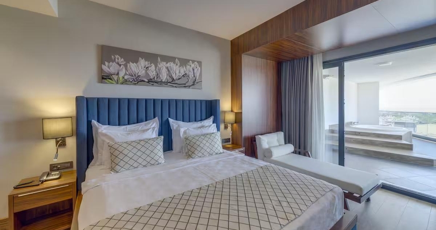 SEVEN FOR LIFE TERMAL OTEL KUŞADASI 