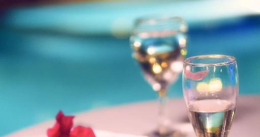 YILBAŞI ÖZEL 3 GÜN 2 GECE MİDİLLİ ADASI TURU 4 YILDIZ HELIOTROPE OTEL