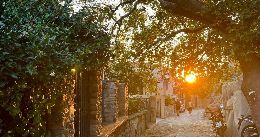 YILBAŞI ÖZEL 3 GÜN 2 GECE MİDİLLİ ADASI TURU LESVİON OTEL 