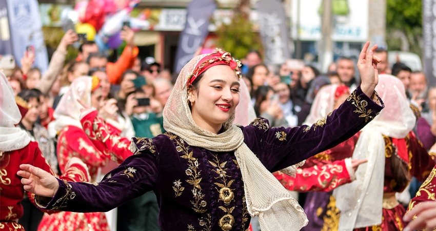 GÜNÜBİRLİK BODRUM ACI OT FESTİVALİ 